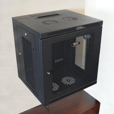 WALL MOUNT RACK BRUSH STRIP