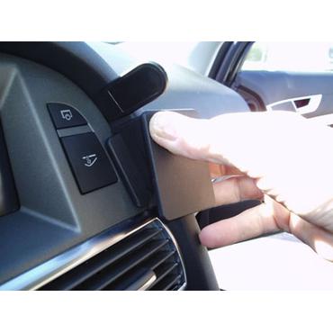 Brodit ProClip Angled mount - montering för mobiltelefon