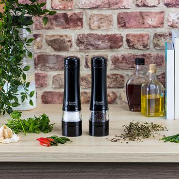 Russell Hobbs 28010-56 krydderishaker Sort Salt & peber shakers&aelig;t