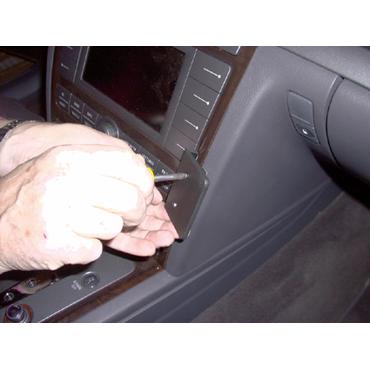 Brodit ProClip Angled mount - montering för mobiltelefon