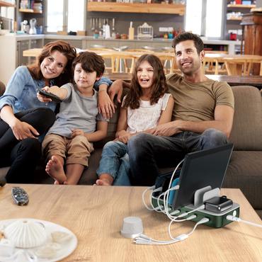 4smarts Ladestation Team 100W 5C/1A inkl. 6 Kabel, grn