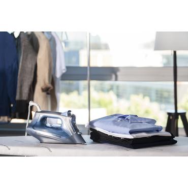 Rowenta steam iron DW 4320 blue