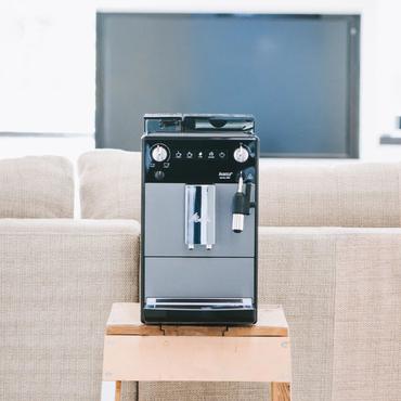 Melitta Avanza Series 600 F270-100 - automatisk kaffemaskine med m&aelig;lkeskummer - 15 bar - mystisk titan