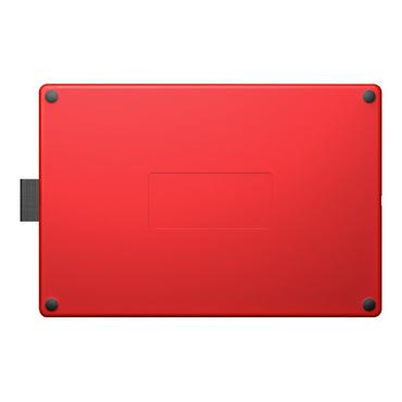 One by Wacom Medium