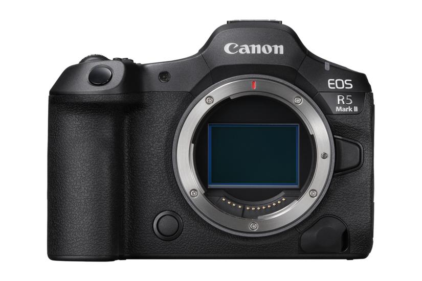 EOS R5 MARK II V6 BODY   6536C004