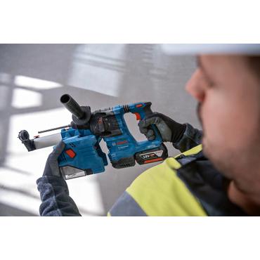 warehouse linden----Akku-Bohrhammer GBH 18V-22 Professional, 18Volt, mit GDE 18V-12 (blau/schwarz, 2x Li-Ionen Akku 4,0Ah, in L-BOXX)