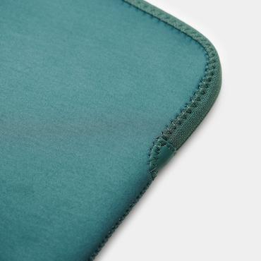 13" MacBook Pro & Air (2022)