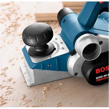 Bosch GHO 40-82 C Professional - hyvelmaskin - 850 W - 82 mm