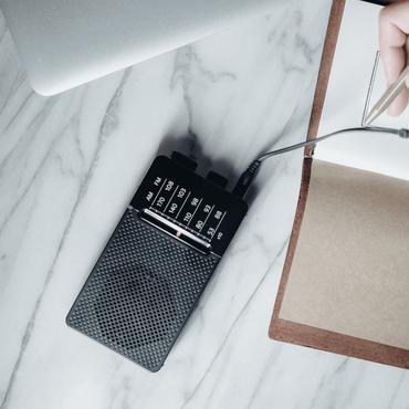 SR-36 Black (Pocket 110) AM/FM Analog Pocket Radio with built-in speaker