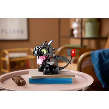 LEGO Icons 10375 Jak wytresować smoka: Szczerbatek