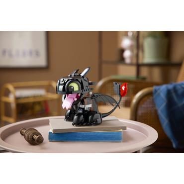 LEGO Icons 10375 Jak wytresować smoka: Szczerbatek