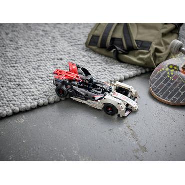LEGO Technic 42137 - Formula E Porsche 99X Electric - byggesæt