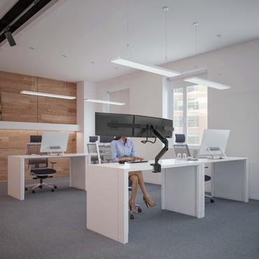 Gembird MA-DA3-03 monteringssats - justerbar arm - f&ouml;r 3 monitorer - mattsvart