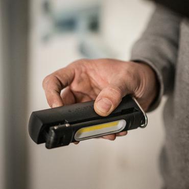 LEDLENSER LATARKA WARSZTATOWA SKŁADANA W7R