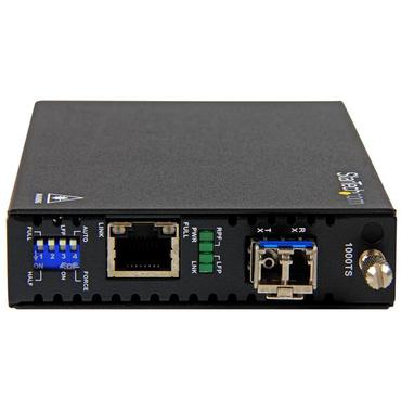 StarTech.com Singlemode (SM) LC Fiber Media Converter for 1Gbe Network