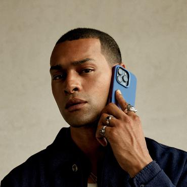 Decoded AntiMicrobial Silicone Backcover - silikonowa obudowa ochronna do iPhone 16 Pro Max kompatybilna z MagSafe (air blue)