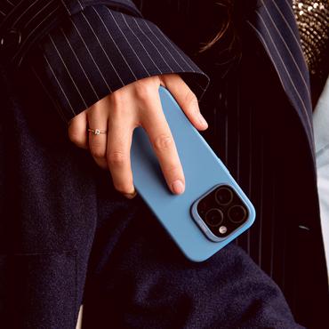 Decoded AntiMicrobial Silicone Backcover - silikonowa obudowa ochronna do iPhone 16 Pro Max kompatybilna z MagSafe (air blue)