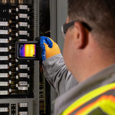 FLIR One C8 kamera med termisk billede Sort 320 x 240 pixel Indbygget skærm LCD