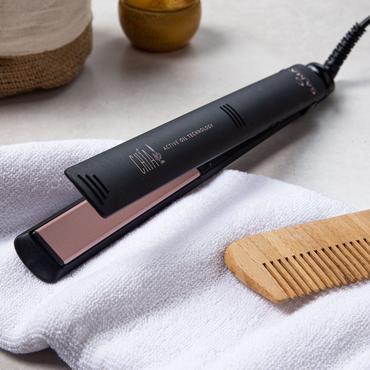 GA.MA Elegance Chia Glattejern Varm Sort 45 W 2,5 m