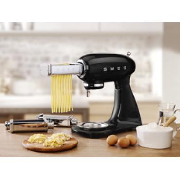 Smeg 50's Style Køkkenmaskine SMF03BLEU Sort