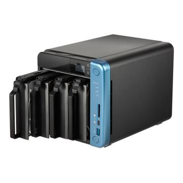 QNAP TS-453B
