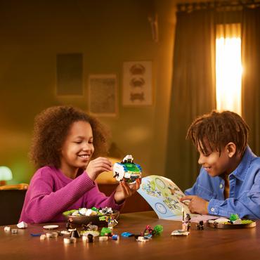 Mateo and Z-Blob the Kni ght Battle Mech