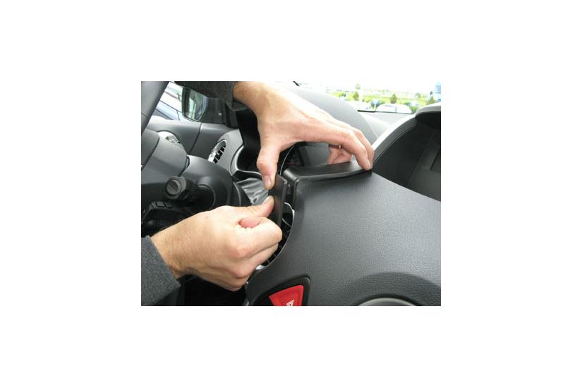 Brodit ProClip Center mount - montering för mobiltelefon