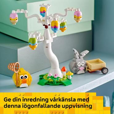 LEGO Iconic P&aring;skehare og kylling p&aring; &aelig;ggejagt