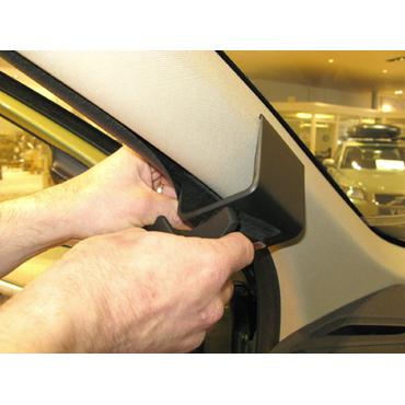 Brodit ProClip Left mount - montering för mobiltelefon