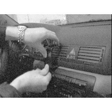 Brodit ProClip Center mount - montering för mobiltelefon