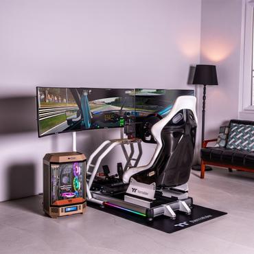Thermaltake Racing Simulator Cockpit GR500  "Snow"     White retail (Speditionsversand)
