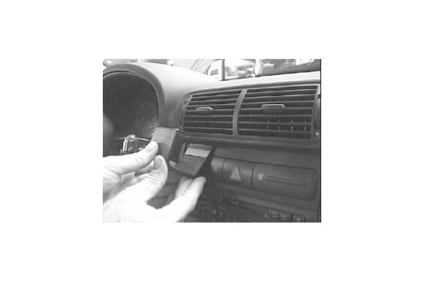 Brodit ProClip Center mount - beslag til montering