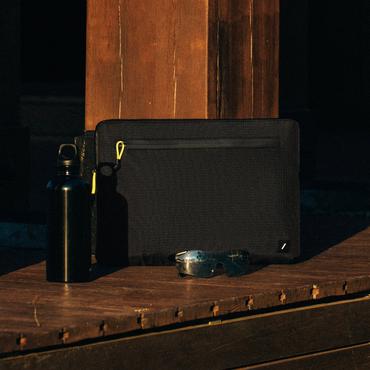 Native Union Ultralight Sleeve 33 cm (13") Etui Sort