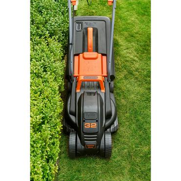 BLACK + DECKER Lawnmower BEMW351, 32cmÃÂ (black / orange, 1,000 watts)