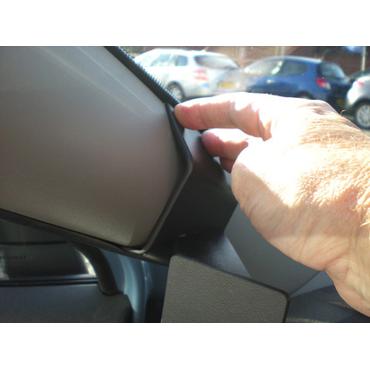 Brodit ProClip Left mount - beslag til montering