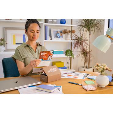 HP DeskJet 4230e Trådløst All-in-One Farve Printer, Instant Ink; Kopimaskine, scanner