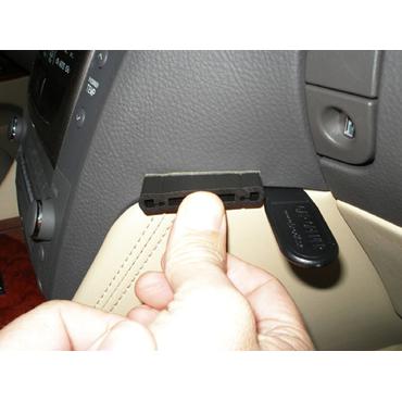 Brodit ProClip Angled mount - montering för mobiltelefon