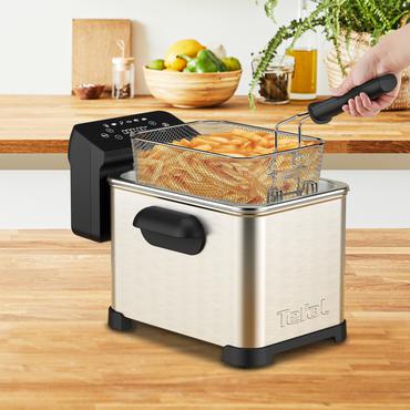 Tefal Family Pro FR507D Enkelt 4 L Enkeltstående 2400 W Frituregryde Rustfrit stål