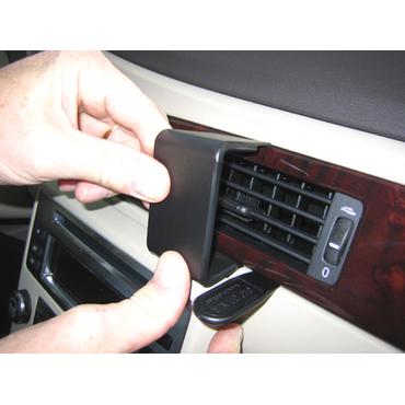 Brodit ProClip Angled mount - montering för mobiltelefon