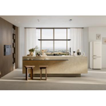 SMEG MFF11CREU i 50-talsstil, rostfritt stål, krämig