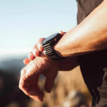 Polar Grit X2 Pro 3,53 cm (1.39") AMOLED 48.6 mm Digital 454 x 454 pixel Berøringsskærm Sort GPS (satellit)