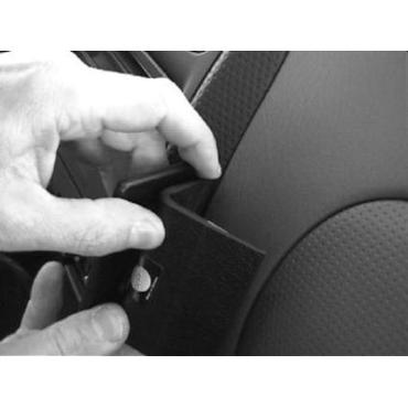 Brodit ProClip Angled mount - montering för mobiltelefon