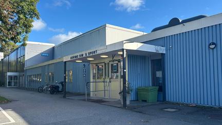 Entrén till Askims sim- och sporthall