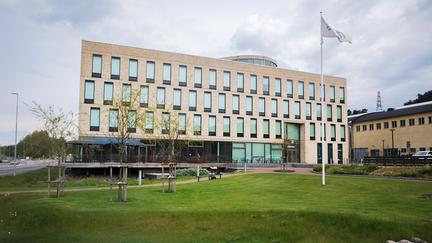 Modern kontorsbyggnad (Idrott & förenings förvaltningskontor)