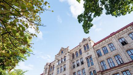 Fasadbild The International High School