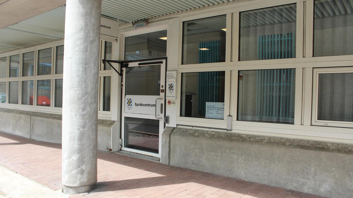 Språkcentrums entré på Bohusgatan 11B. 