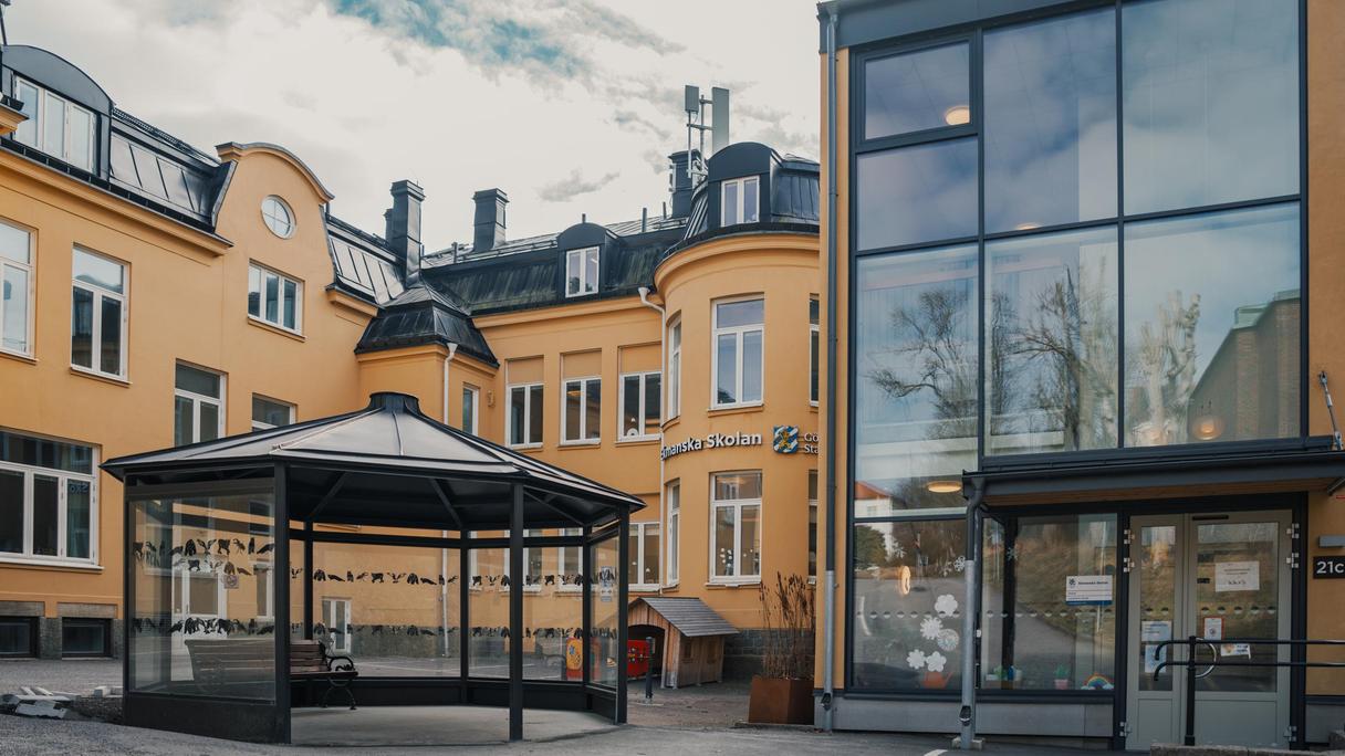 Entrén till Ekmanska skolan anpassad grundskola