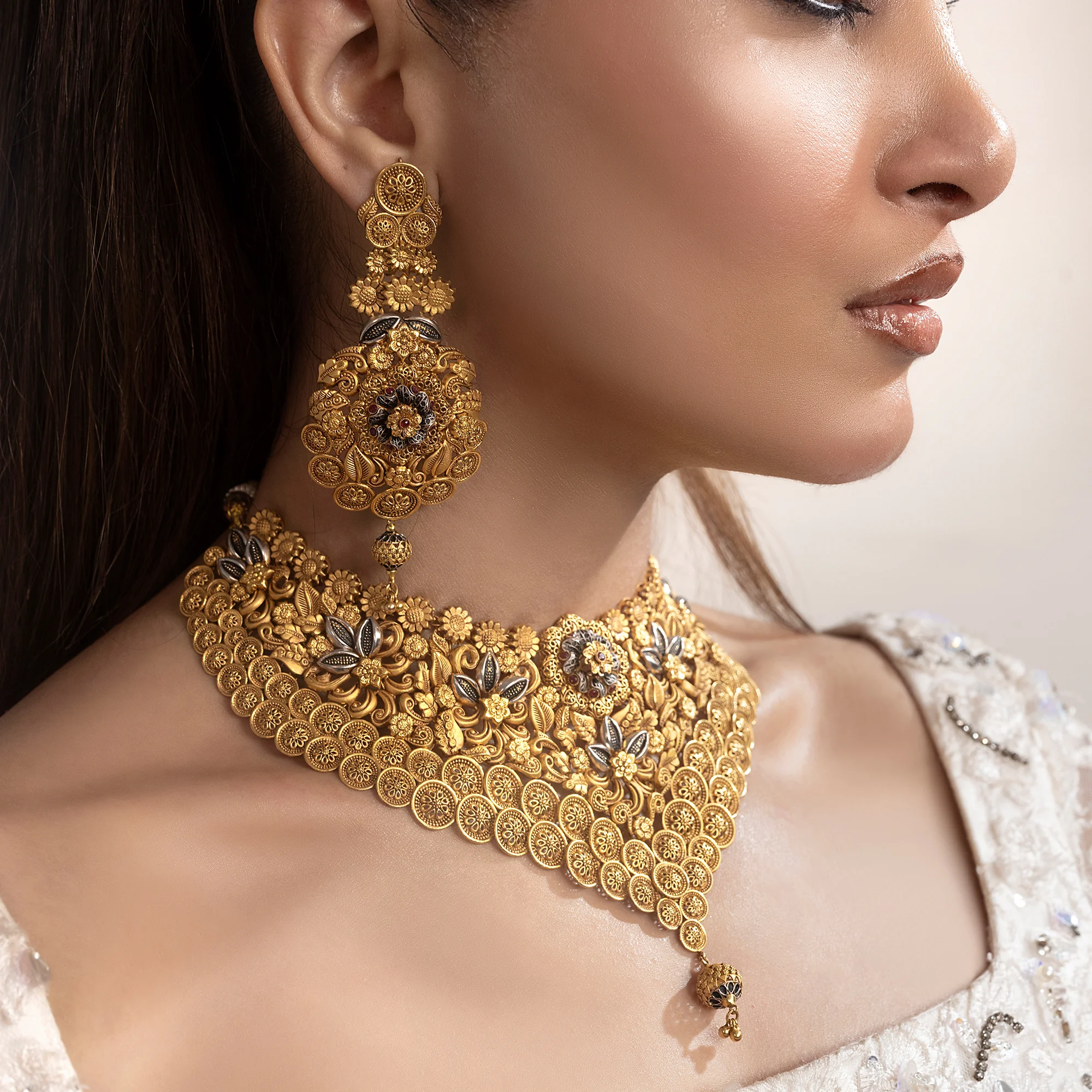 NS00529 2 Choker Necklace in 21K Gold