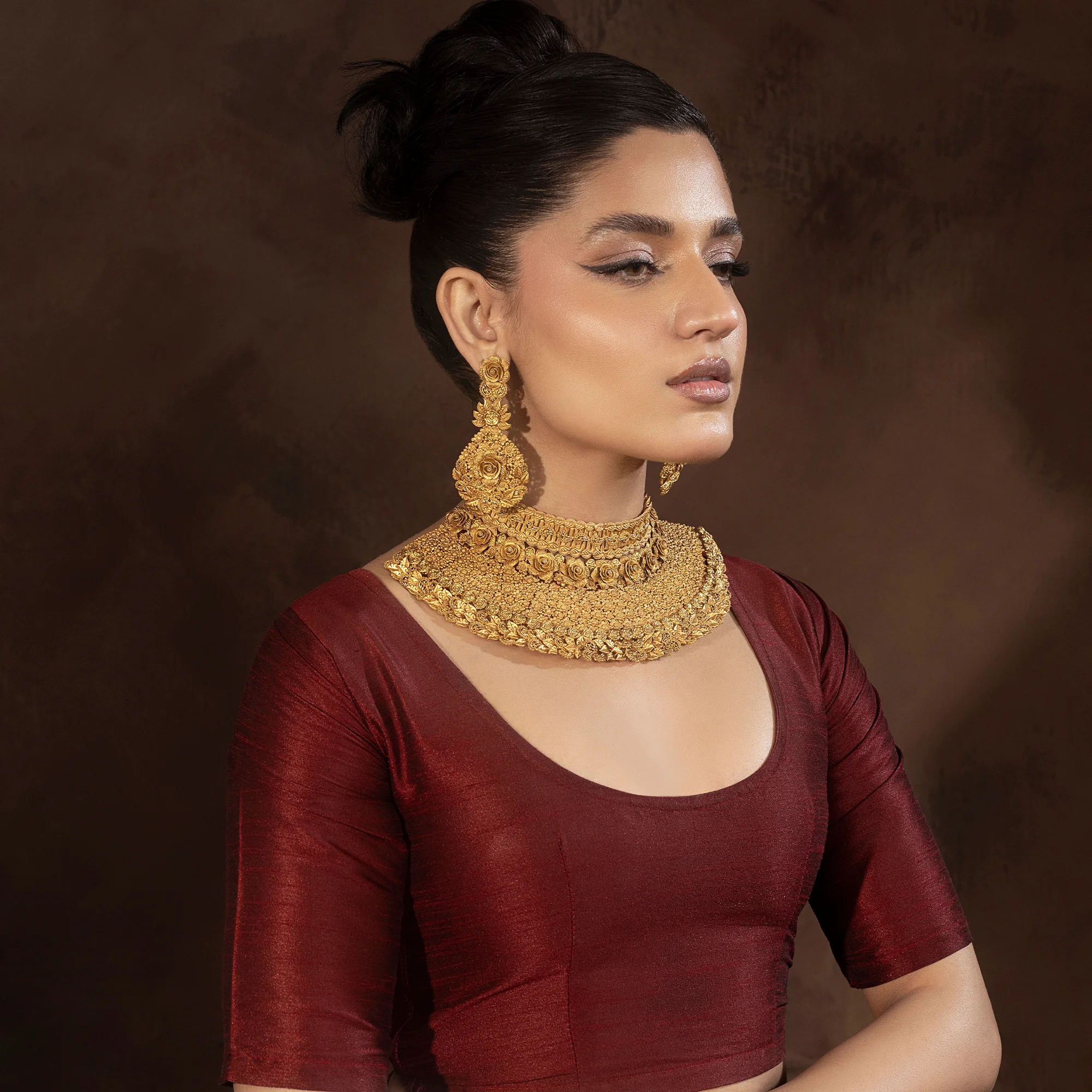 NS00594 Choker Necklace in 21K Gold