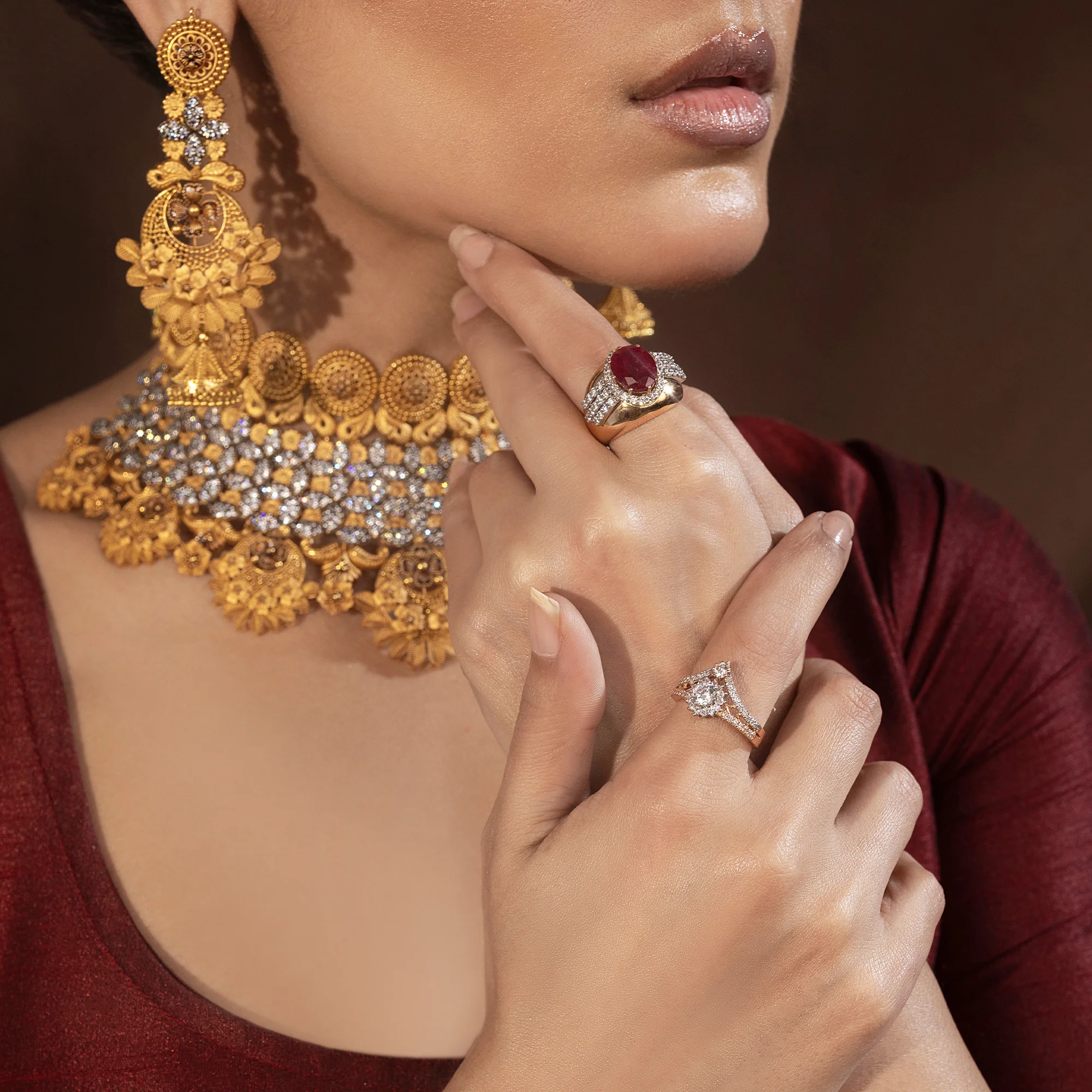 NS00852 1 Choker Necklace in 21K Gold